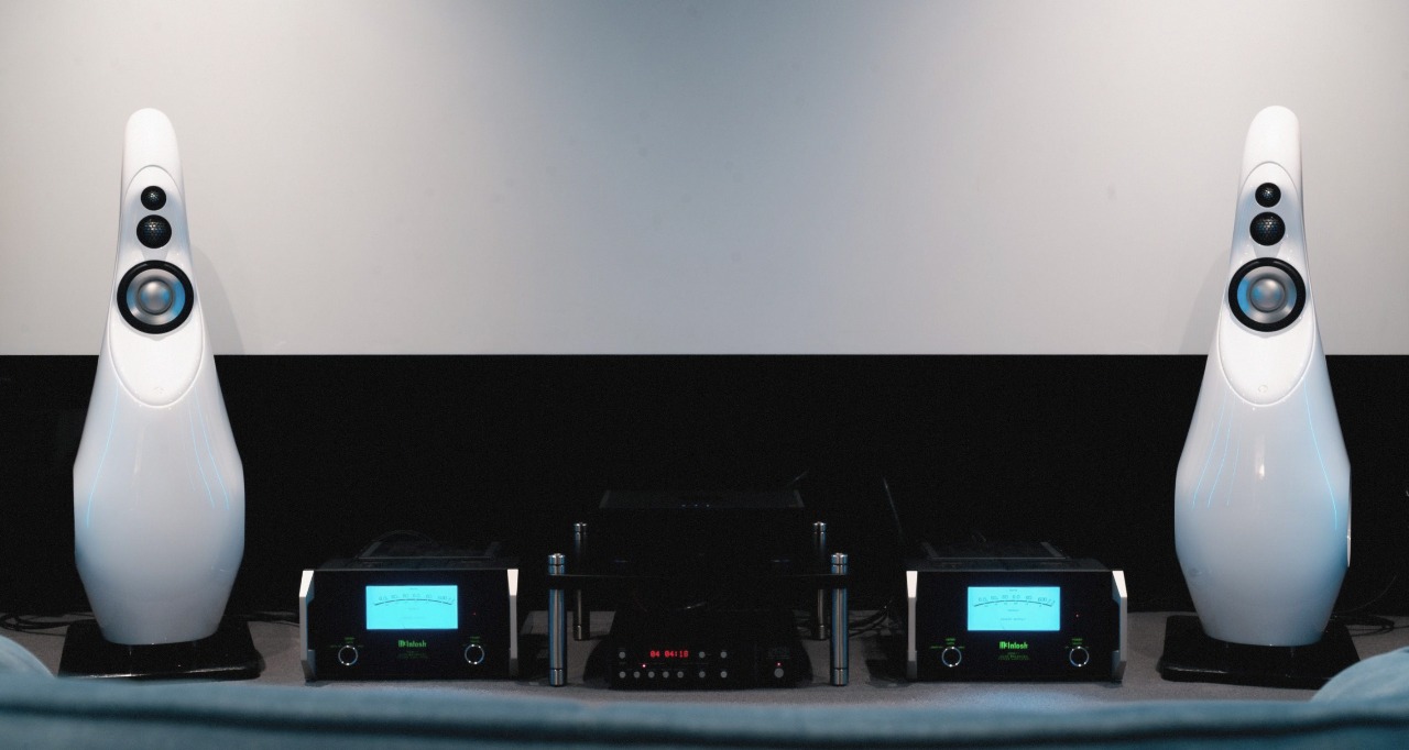 Base Sound System Base- Hi-fi audio